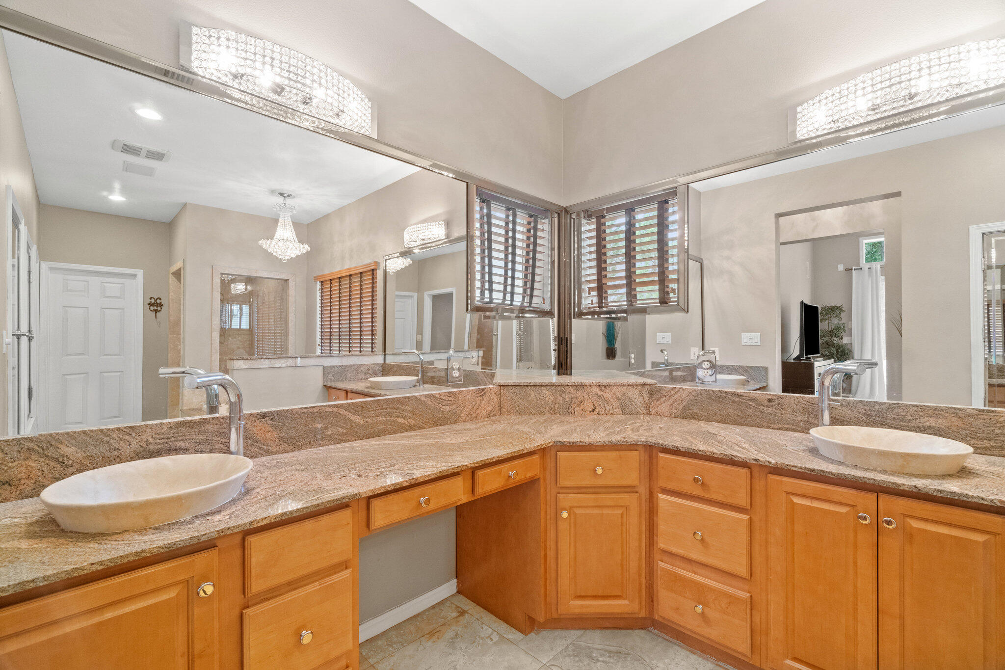 BURNT PINE - Residential