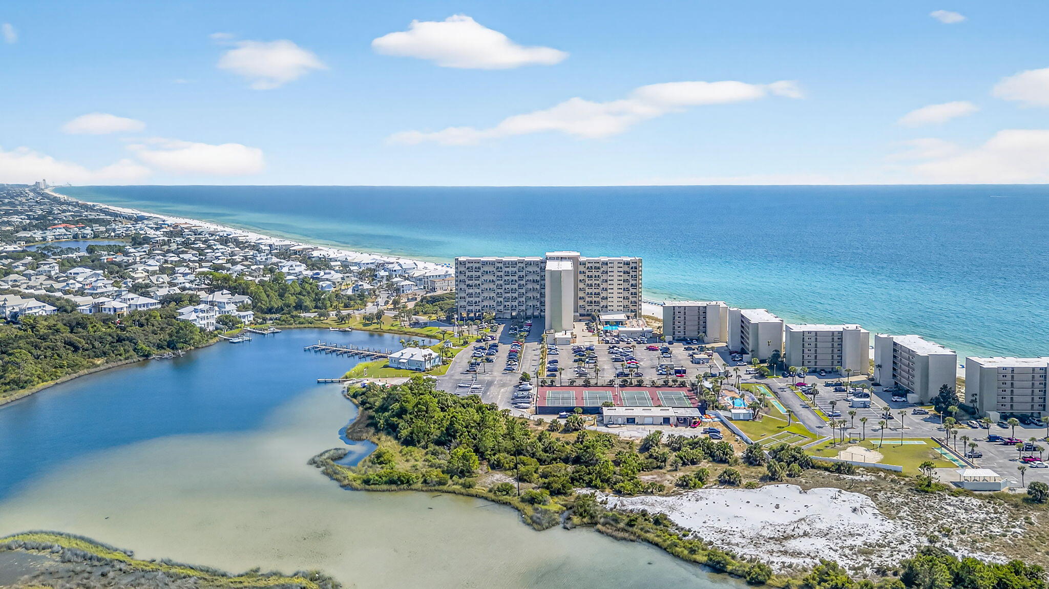 PINNACLE PORT - Residential