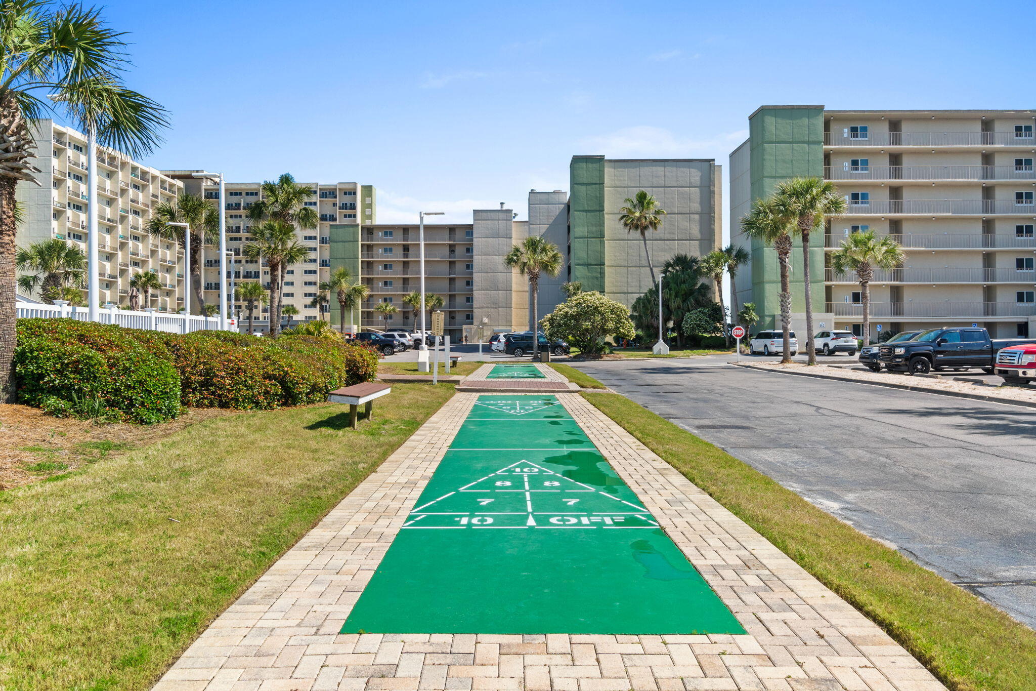PINNACLE PORT - Residential