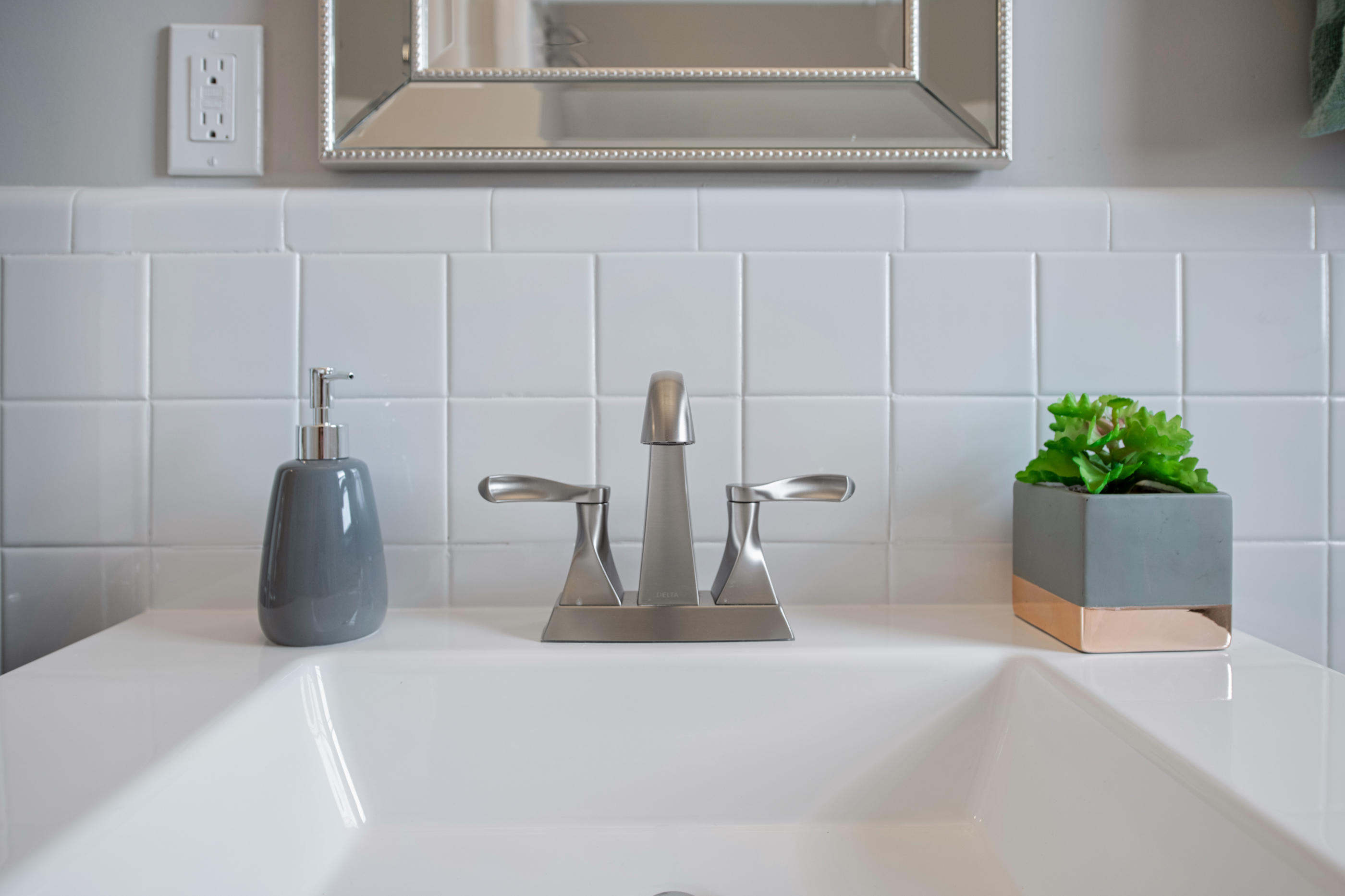 VESTA HEIGHTS 3RD ADDN - Residential