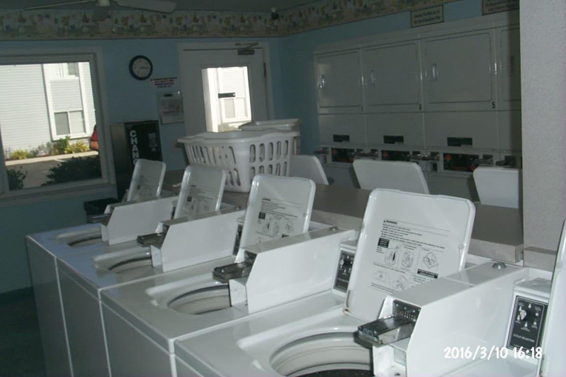 FINISTERRA CONDO - Residential