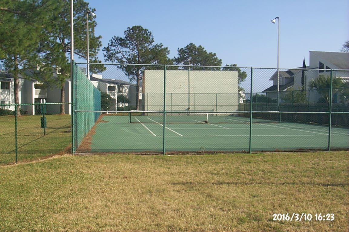 FINISTERRA CONDO - Residential