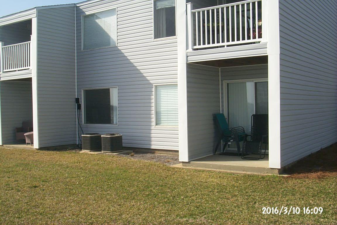 FINISTERRA CONDO - Residential