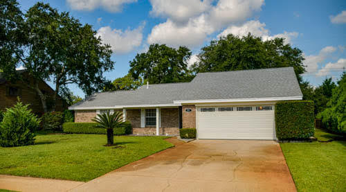 TIMBERLAKE ESTATES - Residential