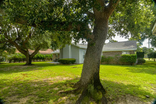 TIMBERLAKE ESTATES - Residential