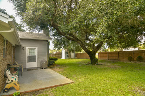 TIMBERLAKE ESTATES - Residential