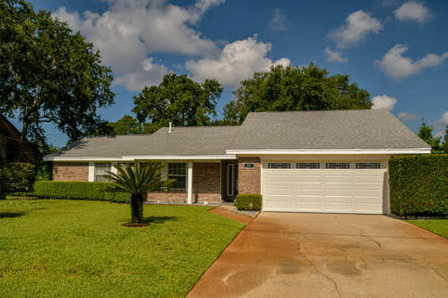 TIMBERLAKE ESTATES - Residential