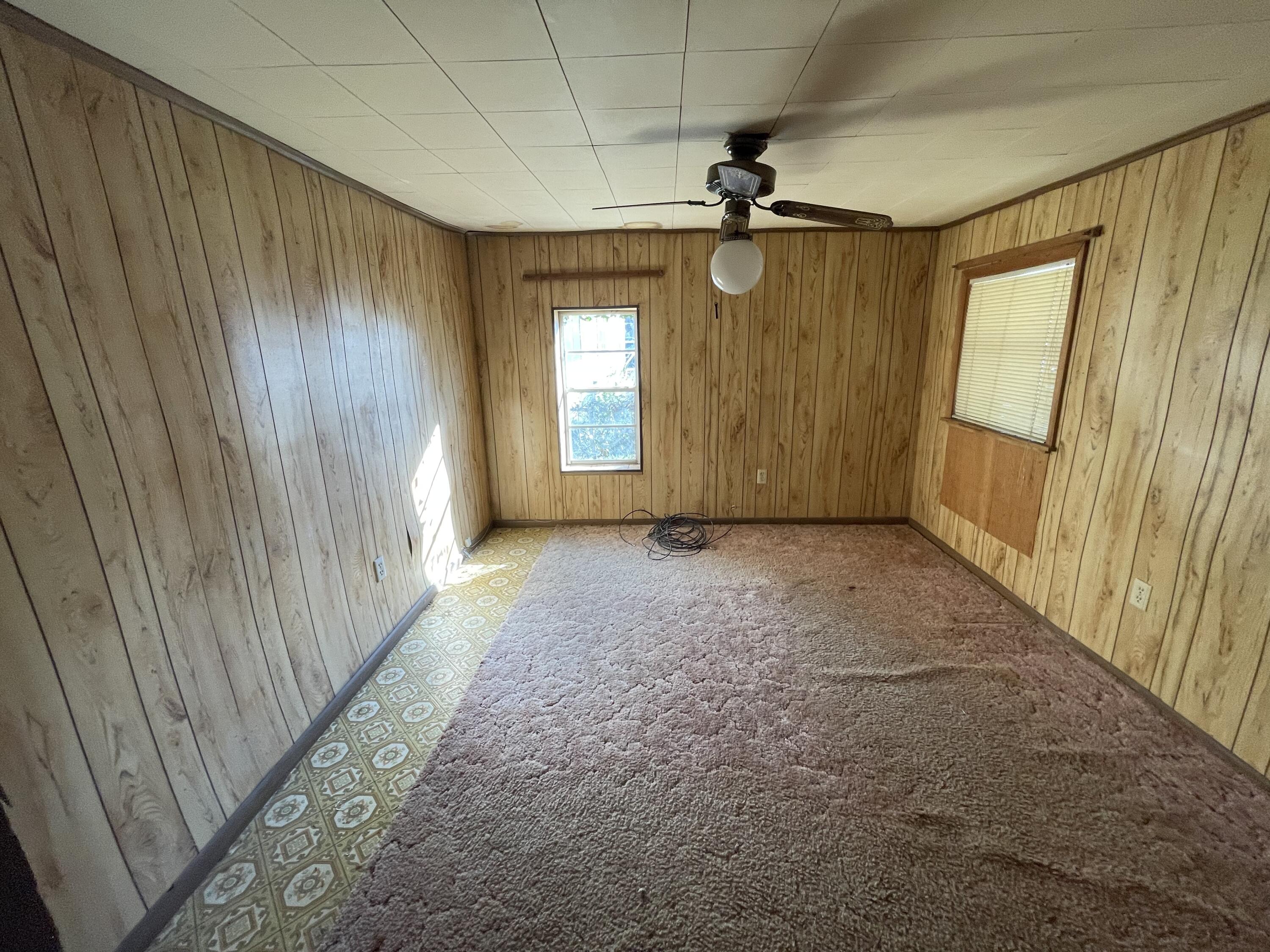 METES & BOUNDS - Residential