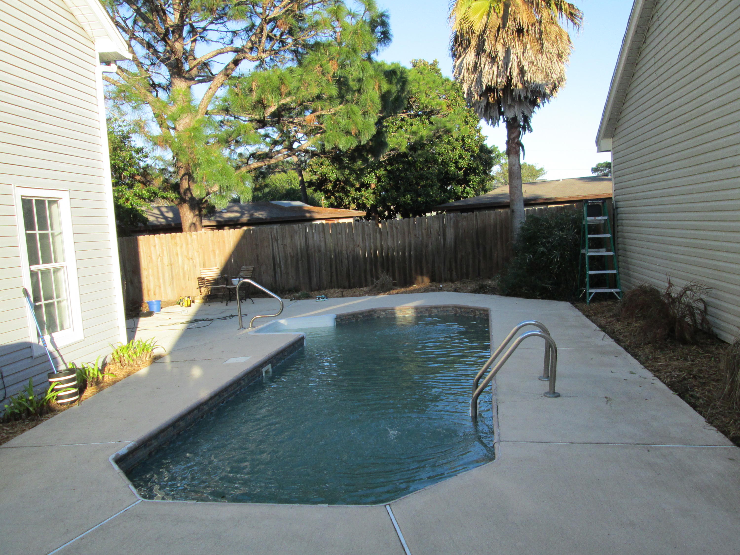 CANTERBURY WOODS 1ST ADDN - Residential