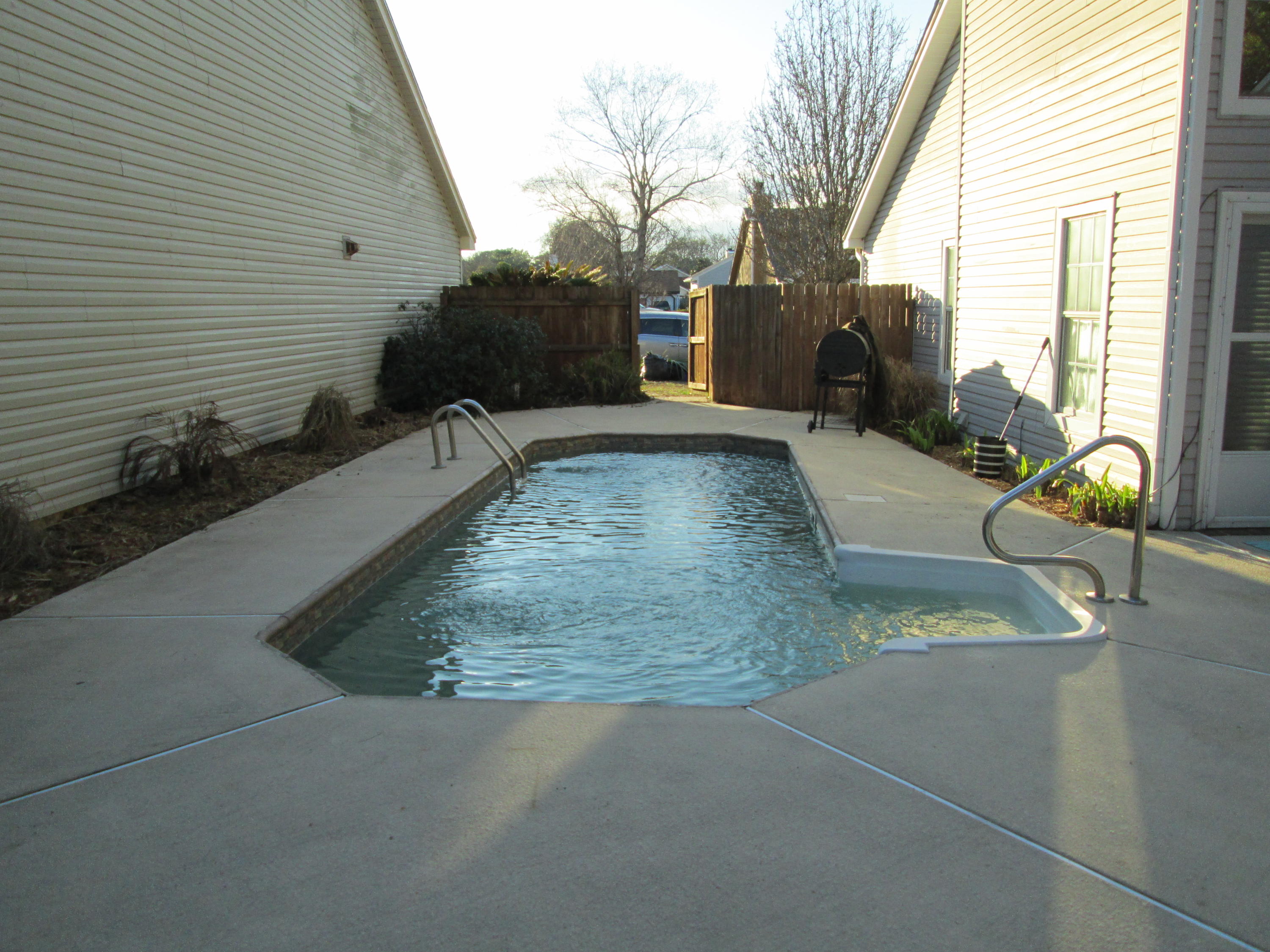 CANTERBURY WOODS 1ST ADDN - Residential