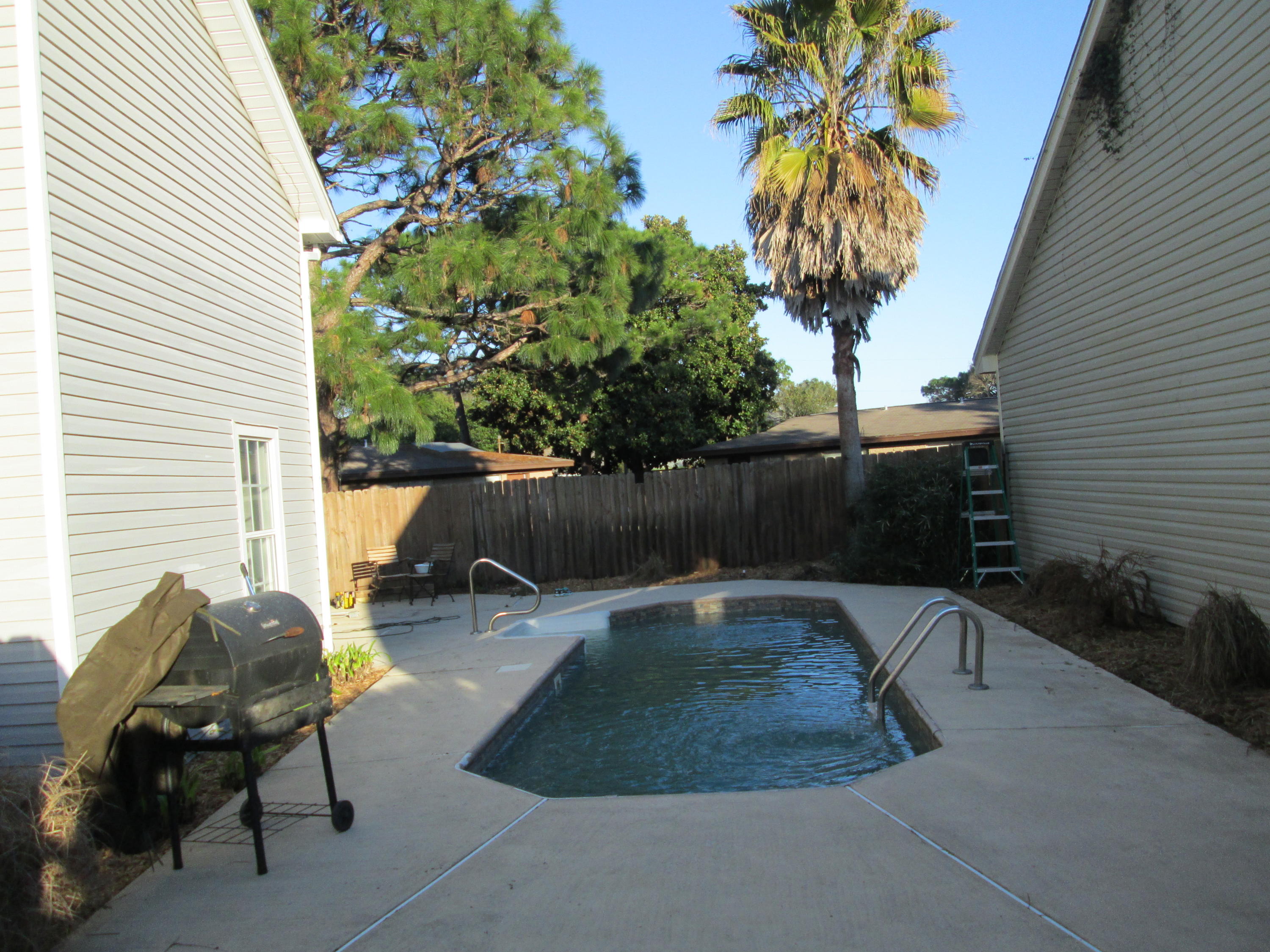 CANTERBURY WOODS 1ST ADDN - Residential