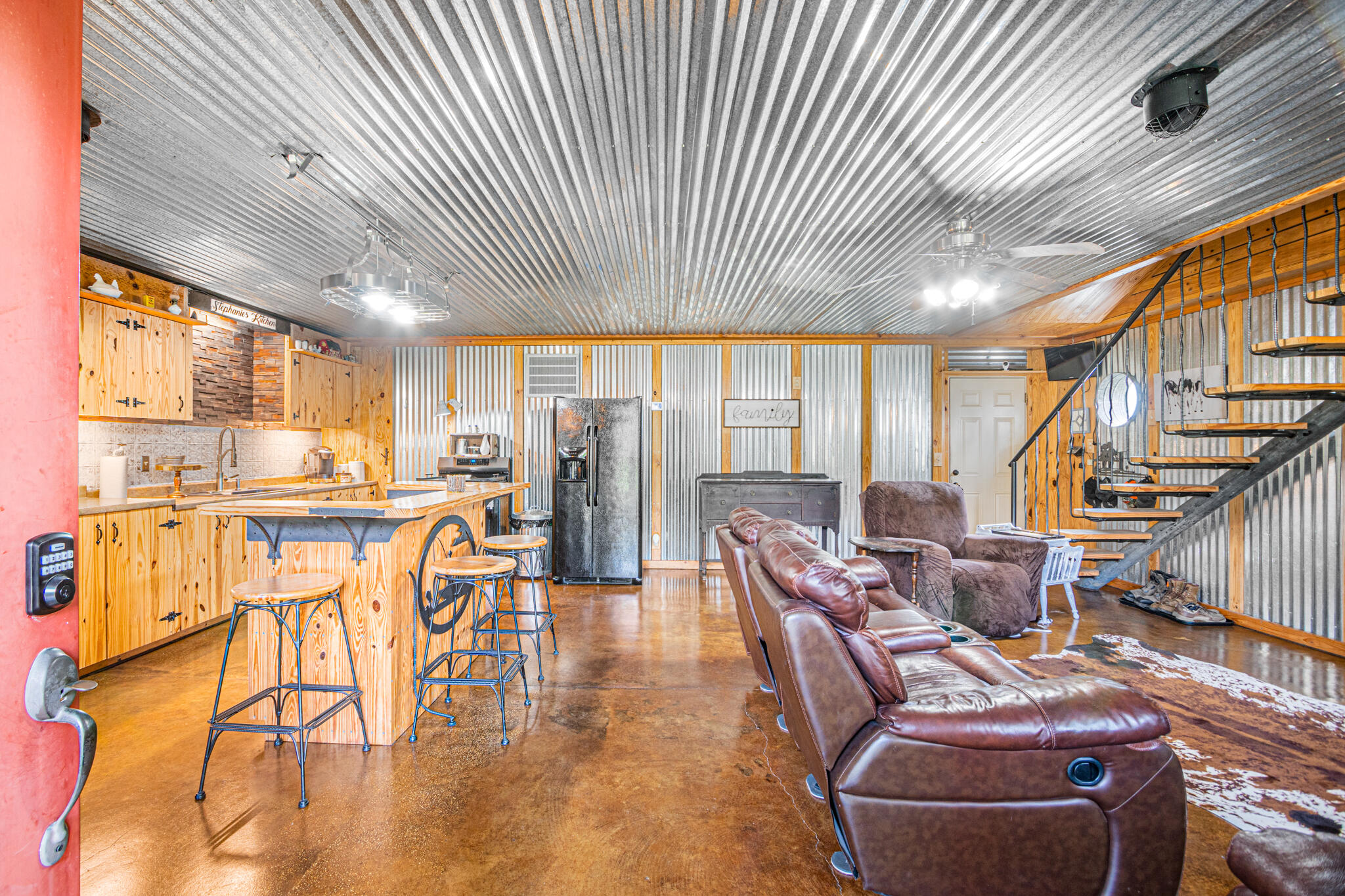 5263 Coy Burgess Loop Loop