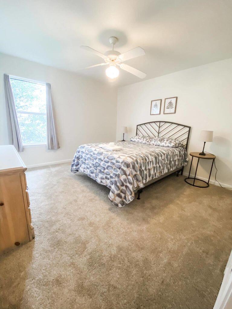 YACHT CLUB OAKS - Residential Lease