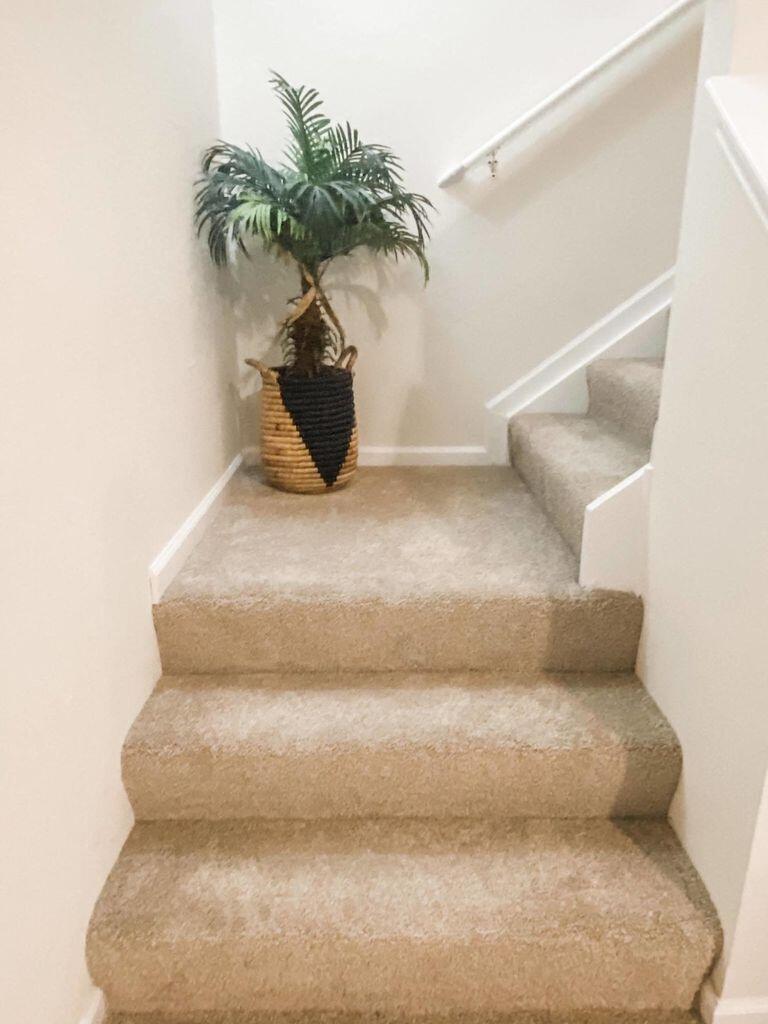 YACHT CLUB OAKS - Residential Lease