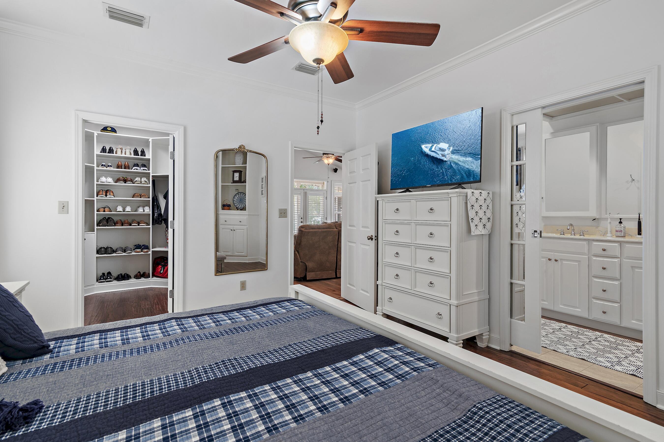 SEA DUNES - Residential