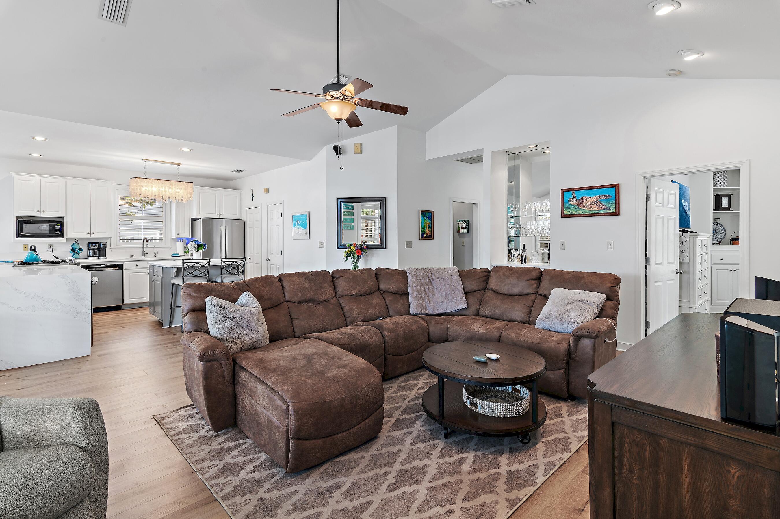 SEA DUNES - Residential