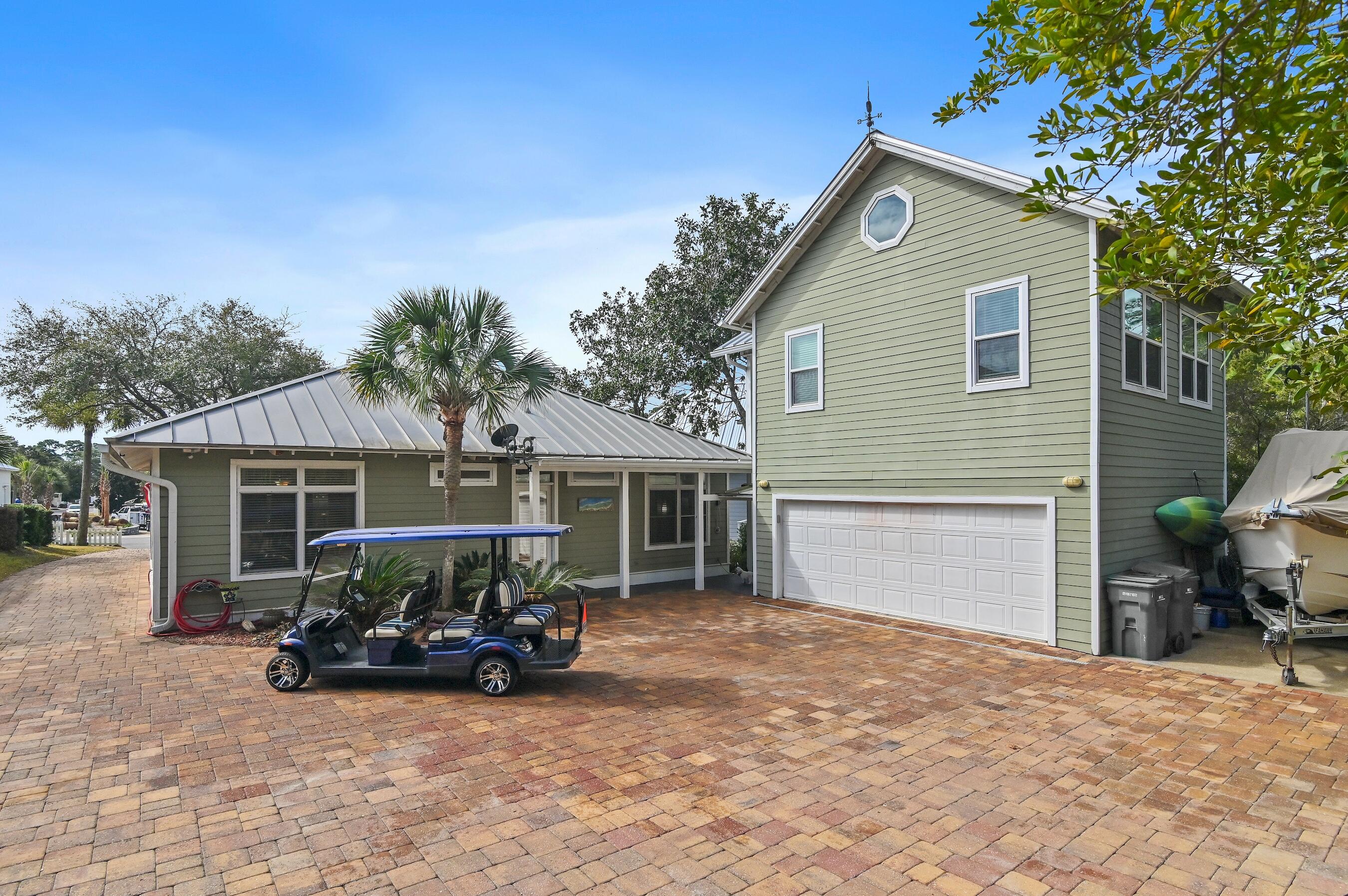 SEA DUNES - Residential