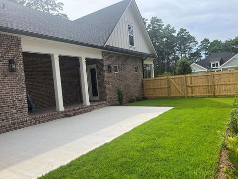 A home in Niceville