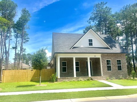 A home in Niceville