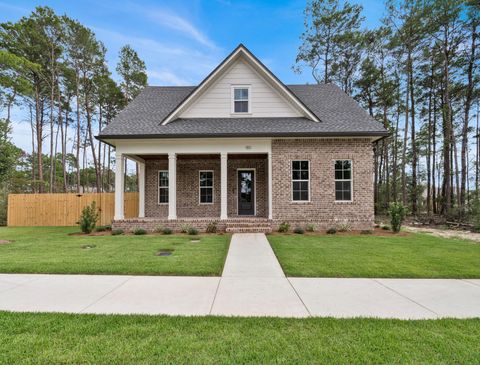 A home in Niceville