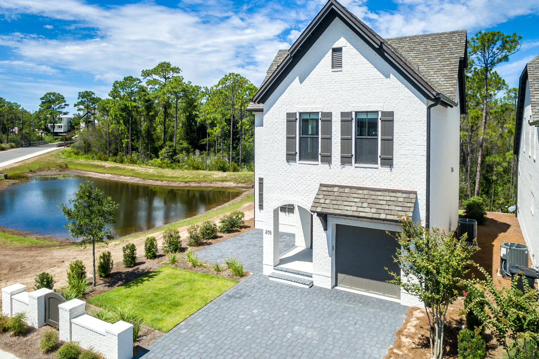 RIDGEWALK - Residential