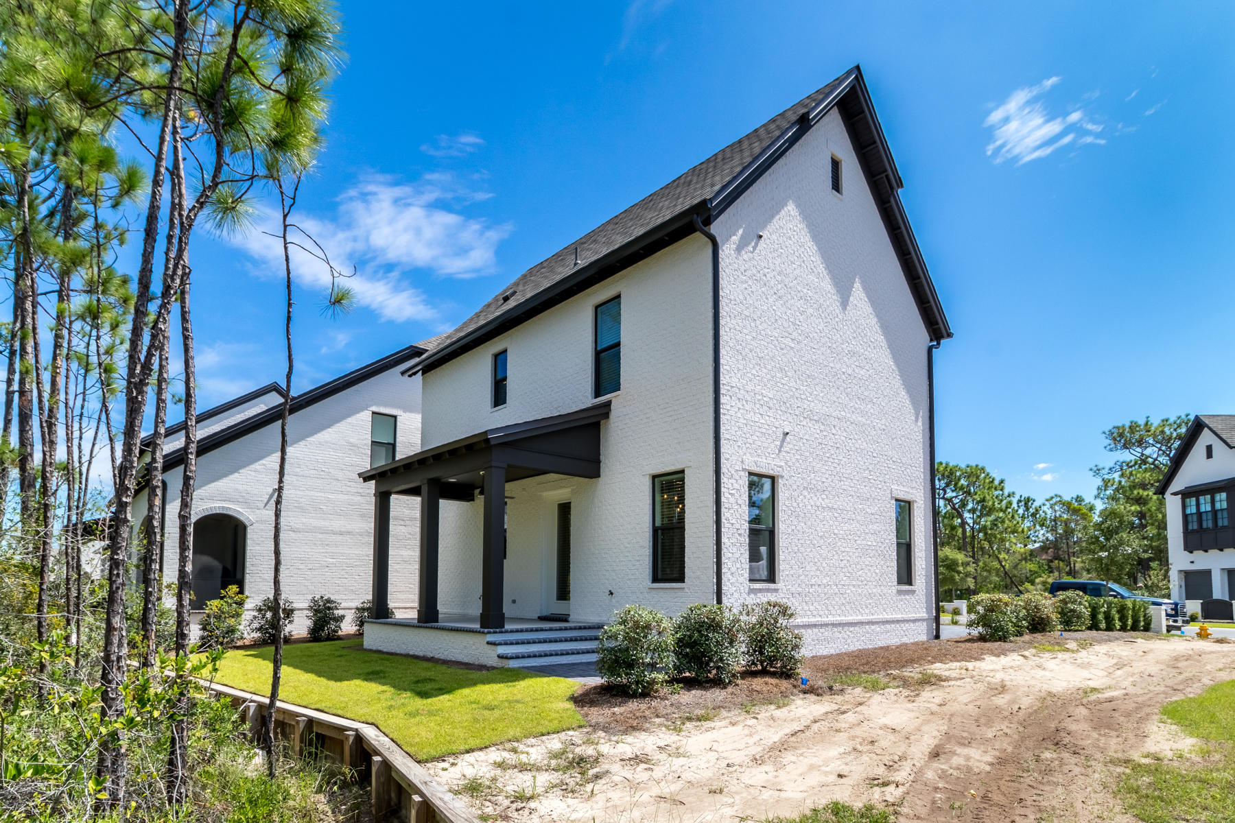 RIDGEWALK - Residential