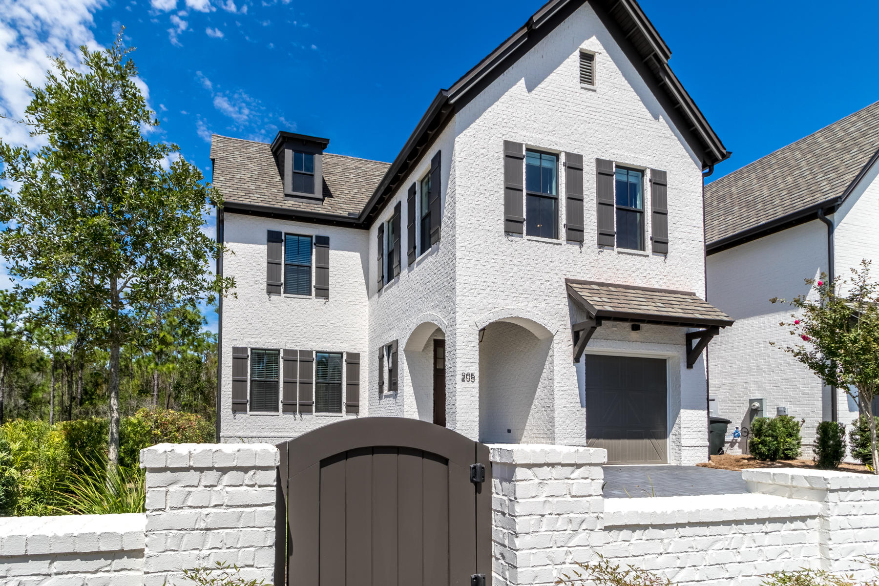 RIDGEWALK - Residential