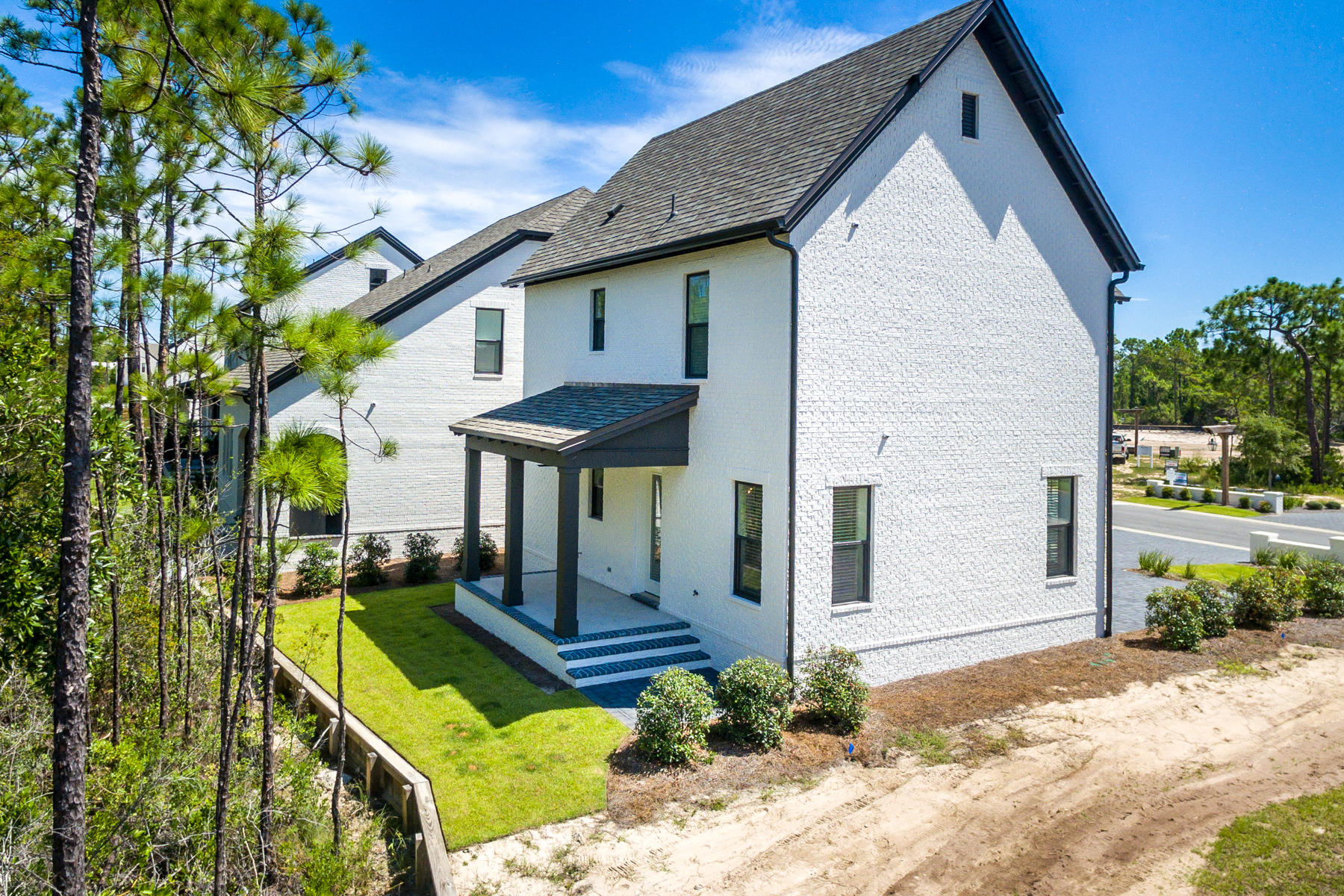 RIDGEWALK - Residential