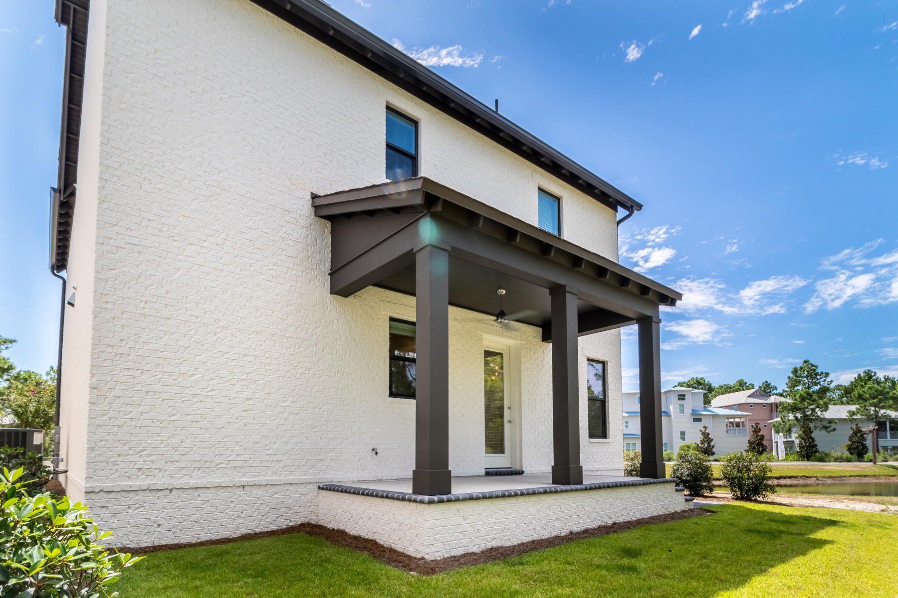 RIDGEWALK - Residential