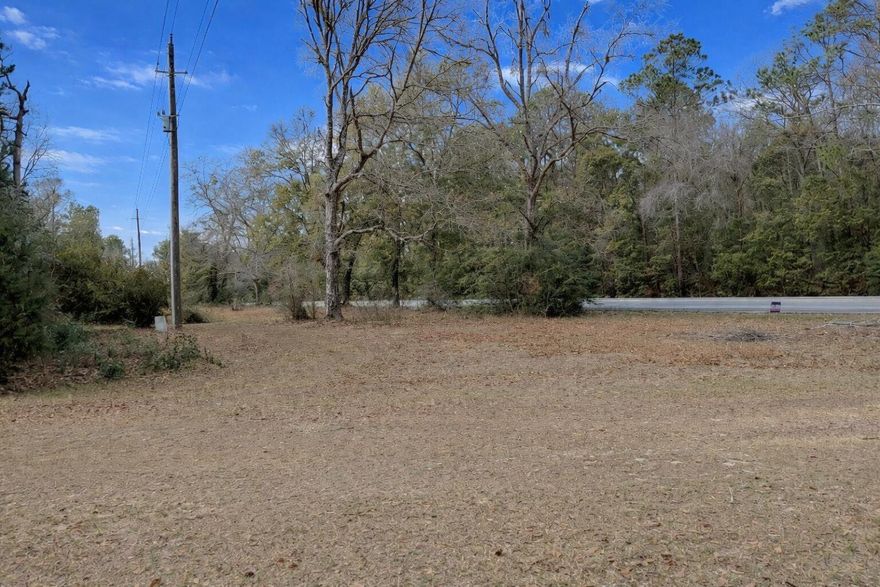 This is a great property with unlimited possibilities for your dream home or whatever you envision. Whether you're looking to build a custom retreat, an investment property, or a place to put down roots, the potential here is truly endless. Bring your ideas, your plans, and your vision -- and turn this space into something uniquely yours.