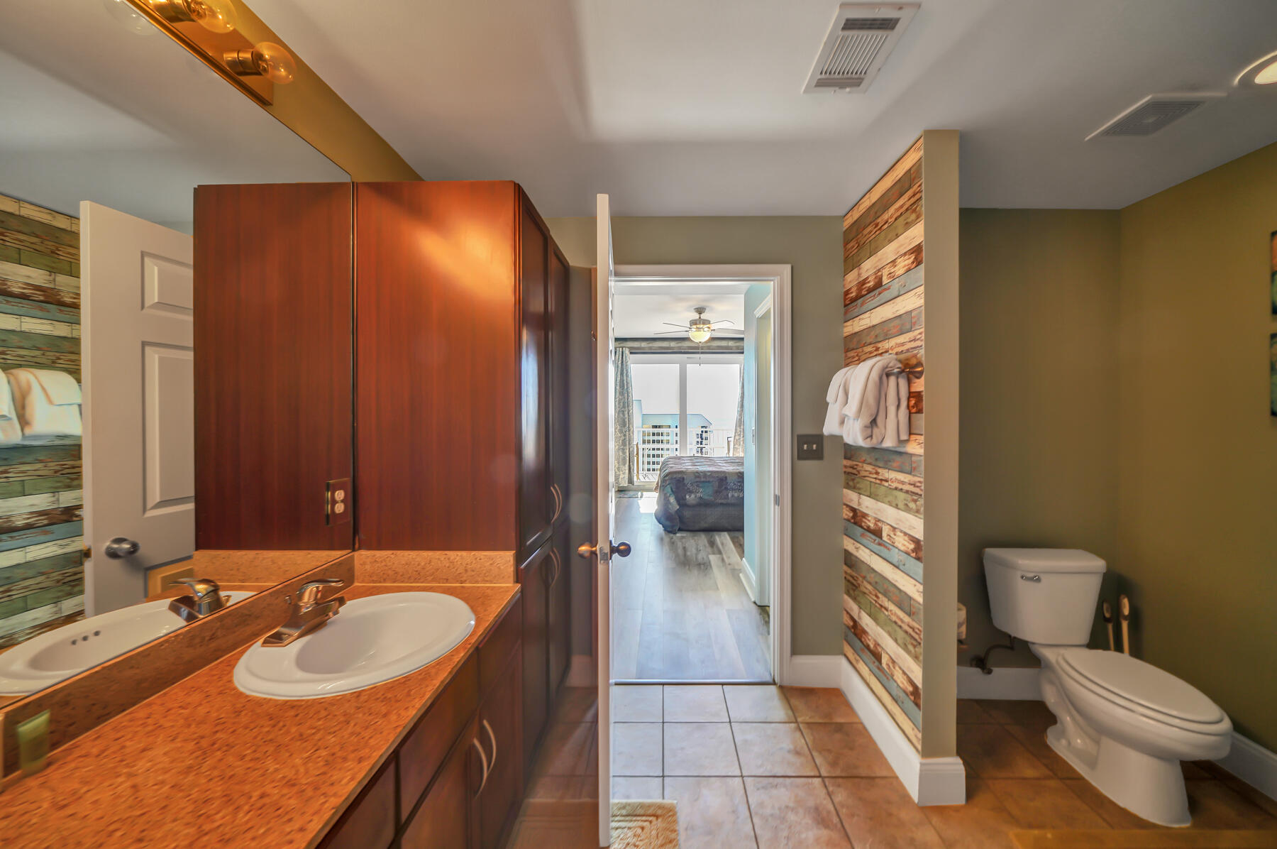 Laketown Warf - Residential