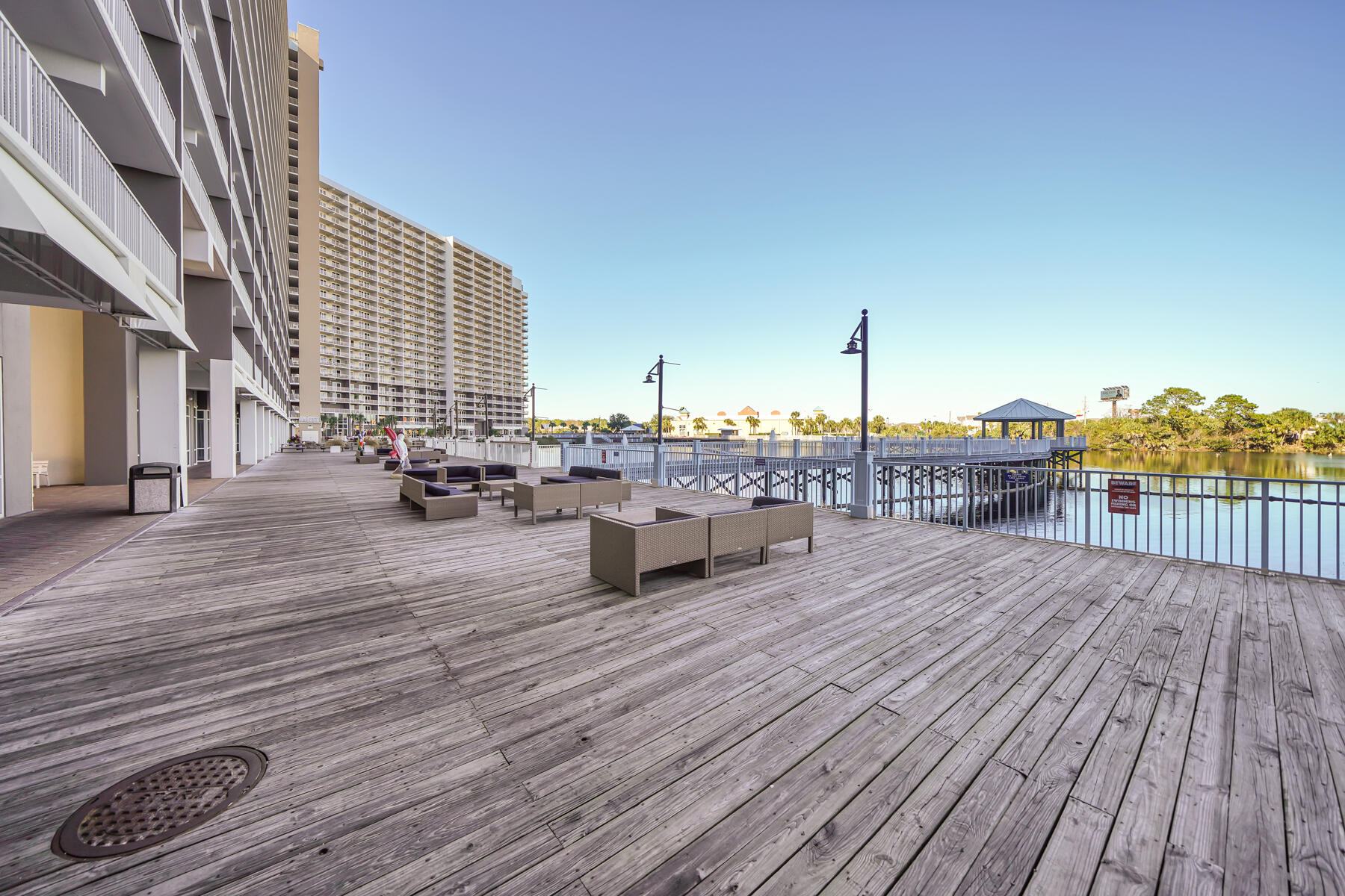 Laketown Warf - Residential