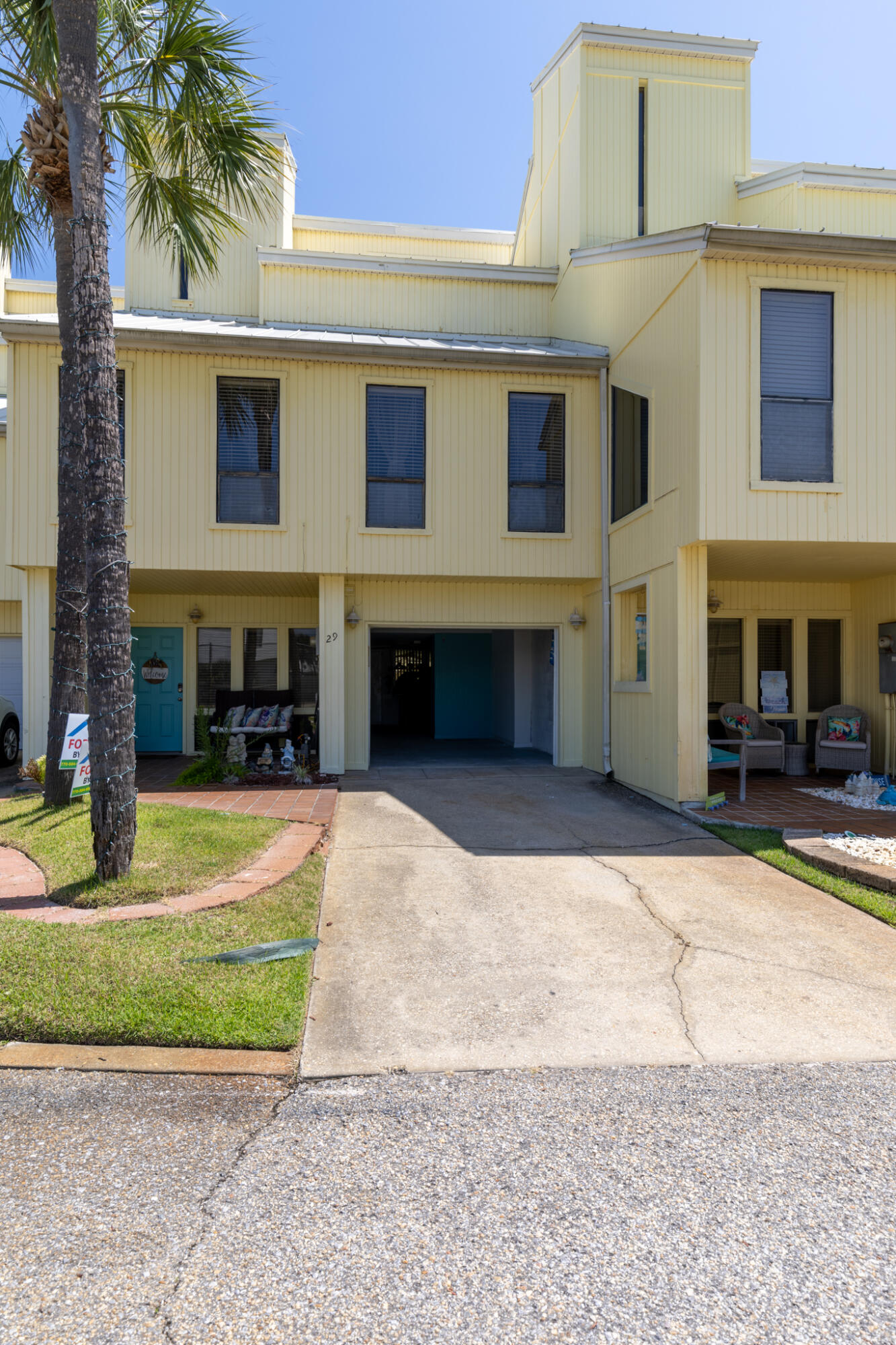 8520 Gulf blvd 29