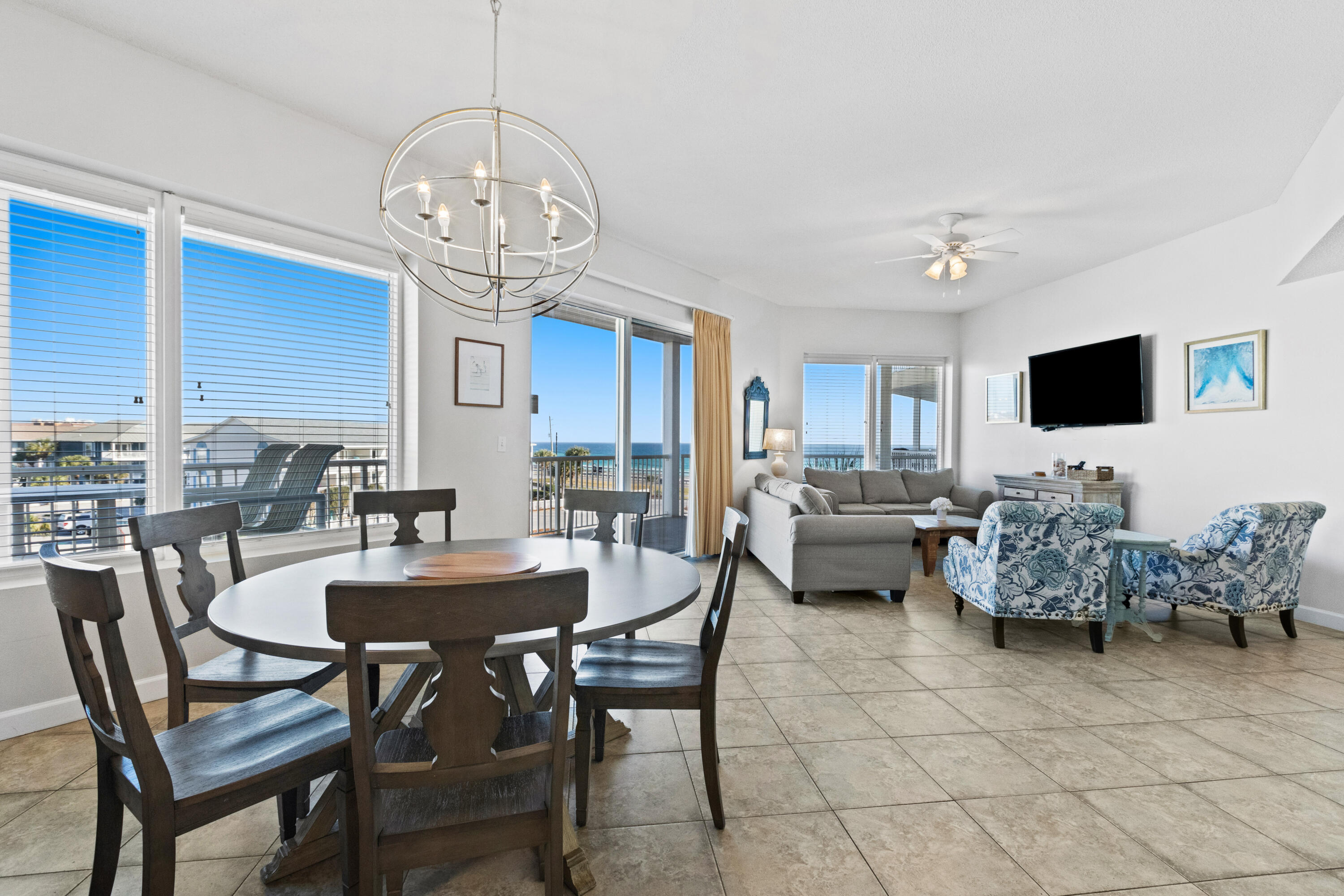 CRYSTAL VIEW CONDO - Residential