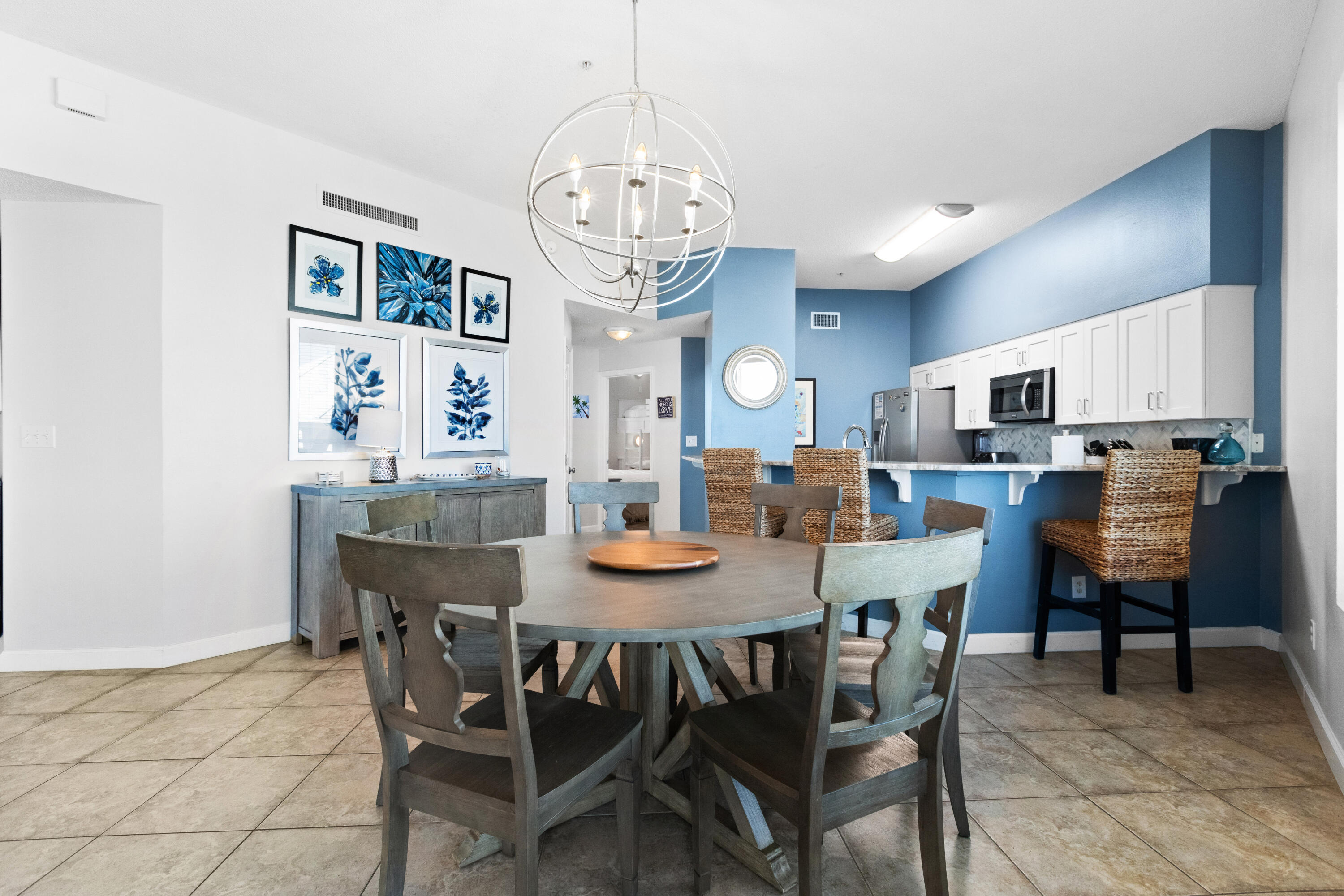 CRYSTAL VIEW CONDO - Residential