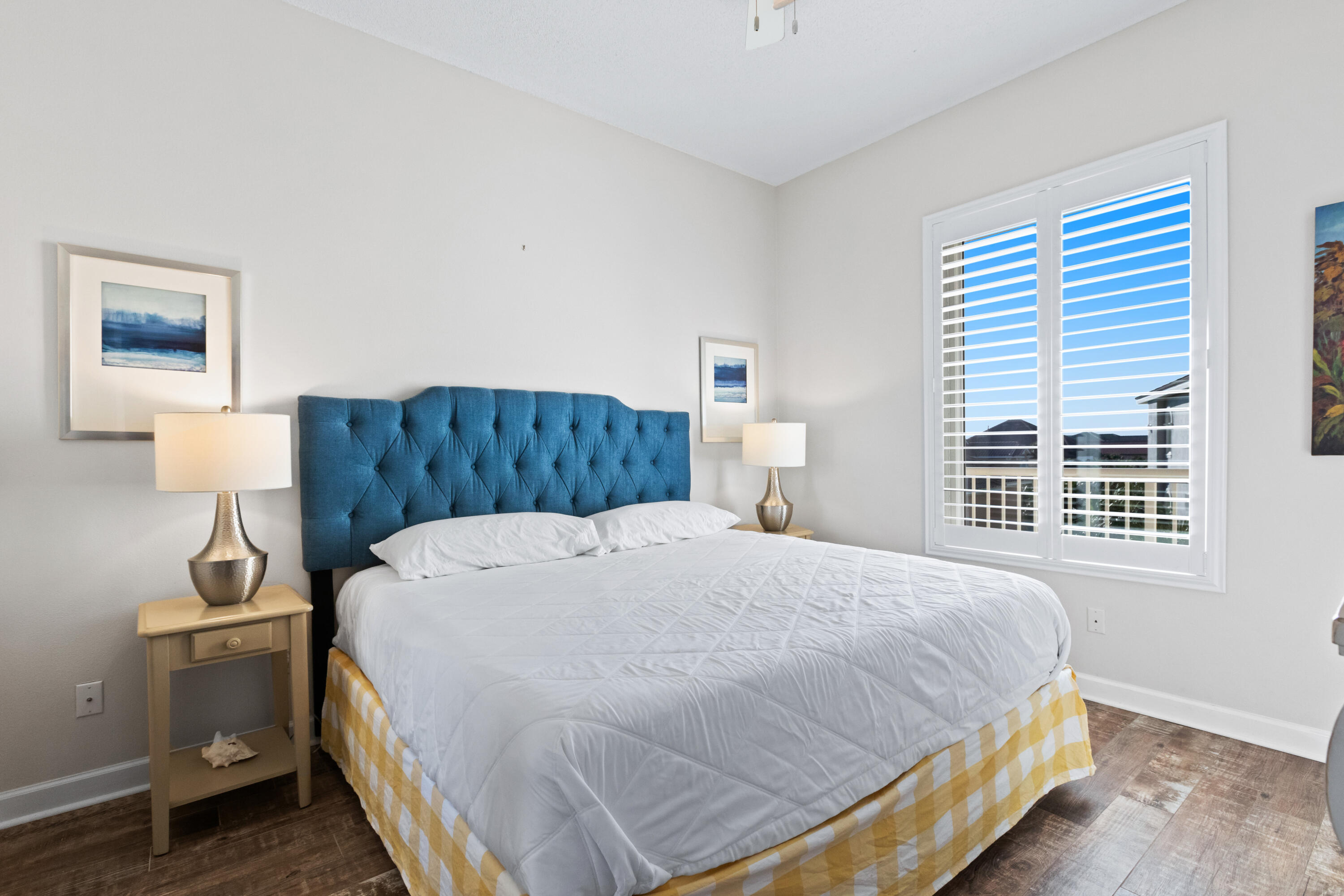 CRYSTAL VIEW CONDO - Residential