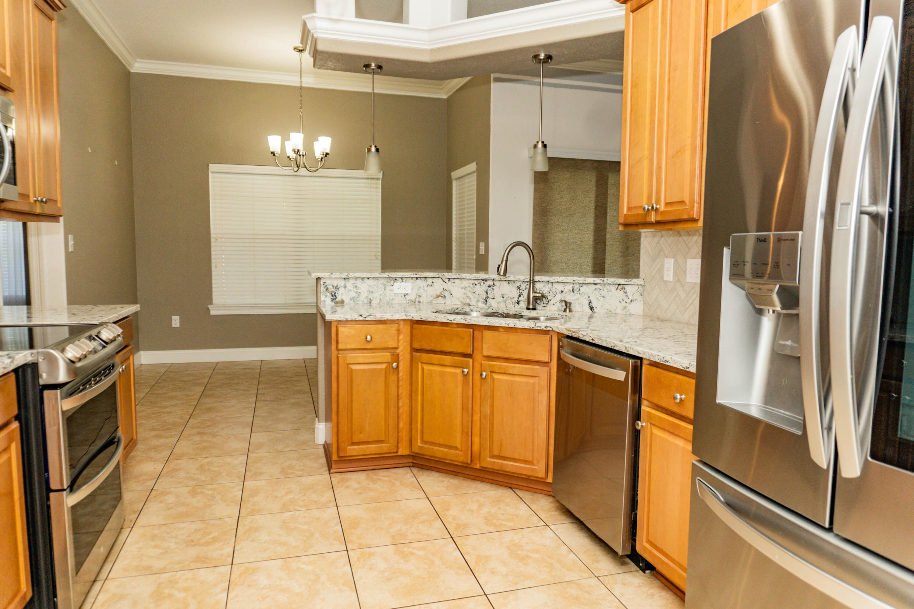 CHANAN ESTATES - Residential Lease