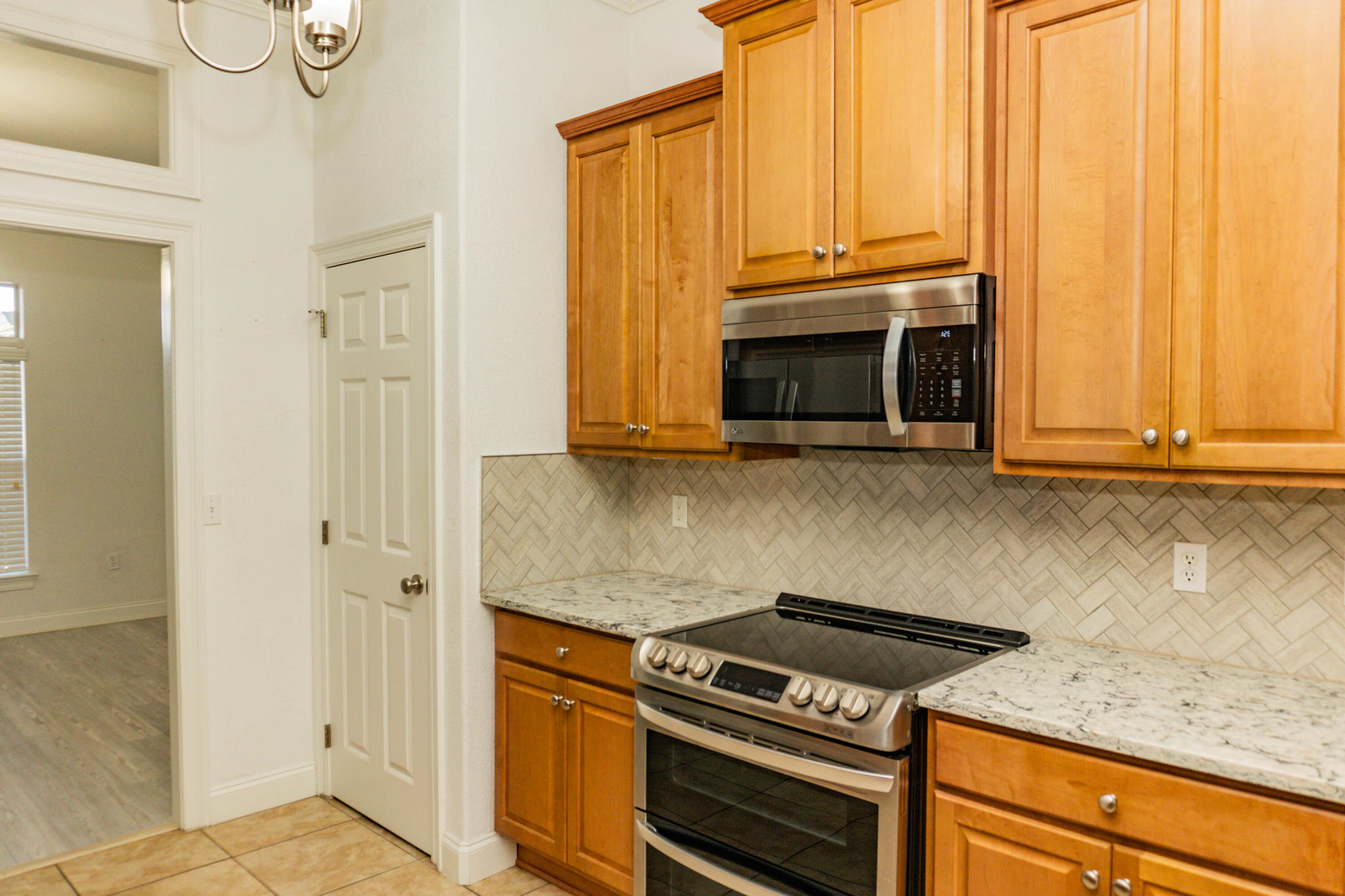 CHANAN ESTATES - Residential Lease