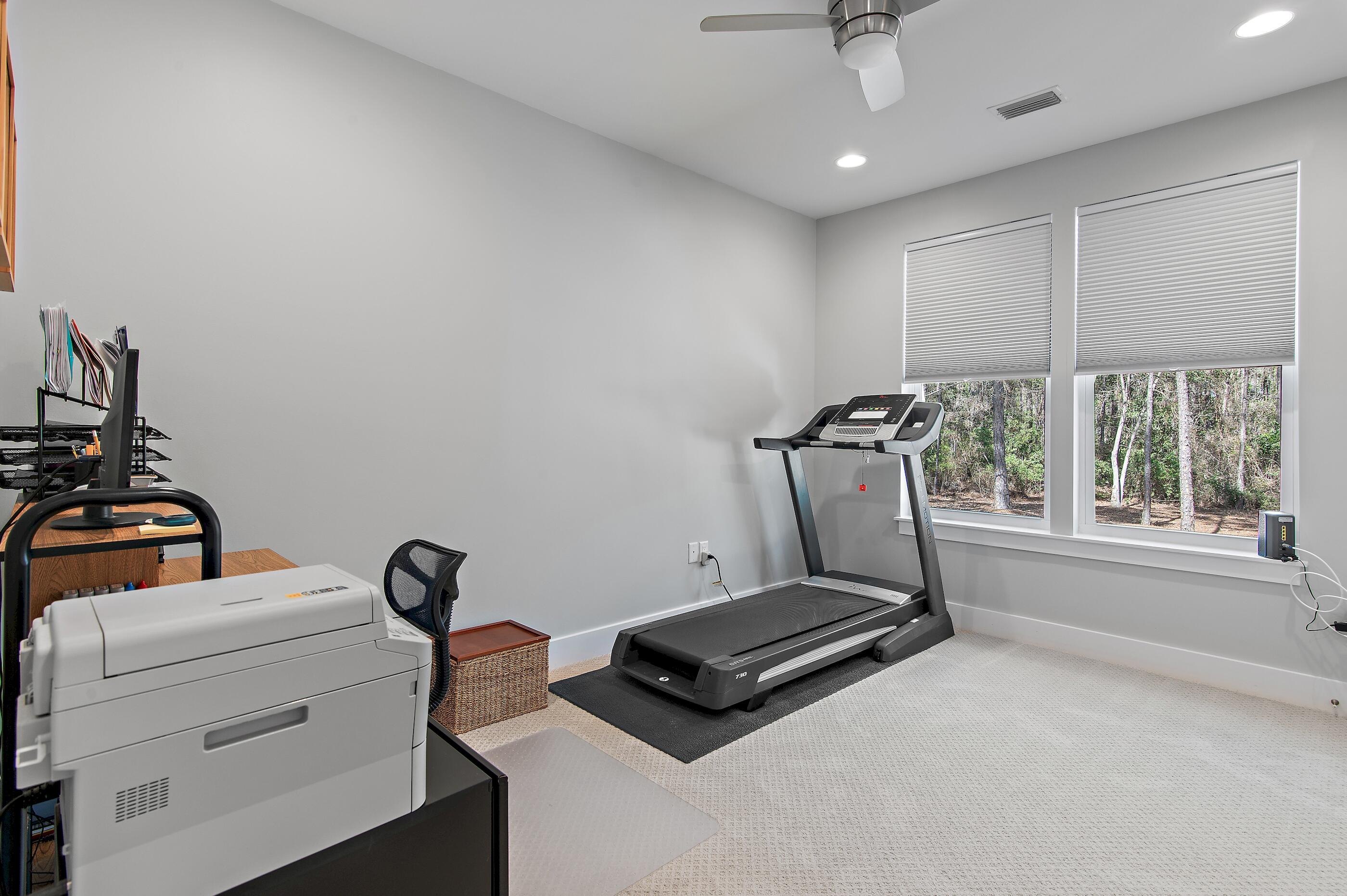 MONARCH ESTATES - Residential