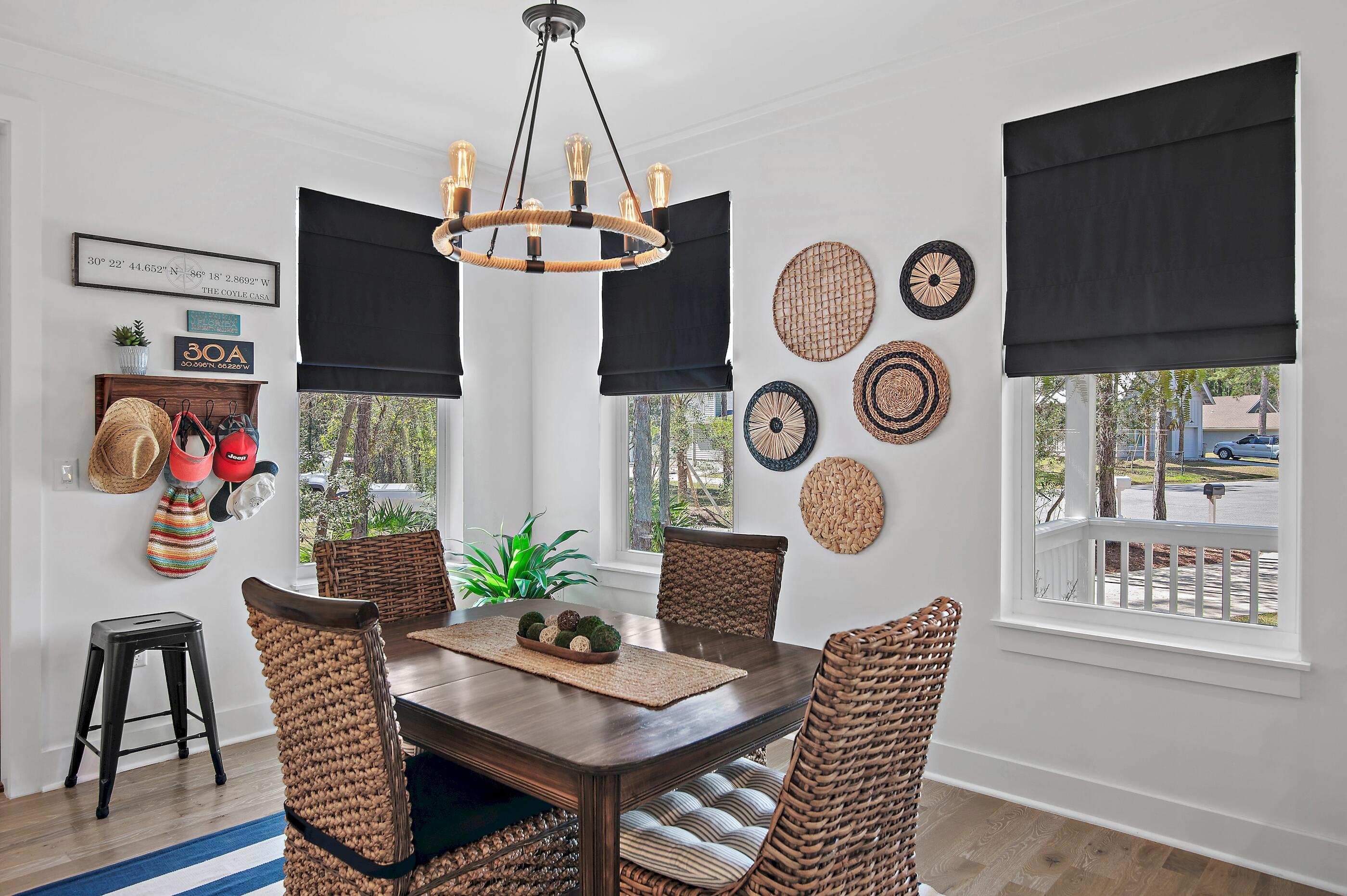 MONARCH ESTATES - Residential