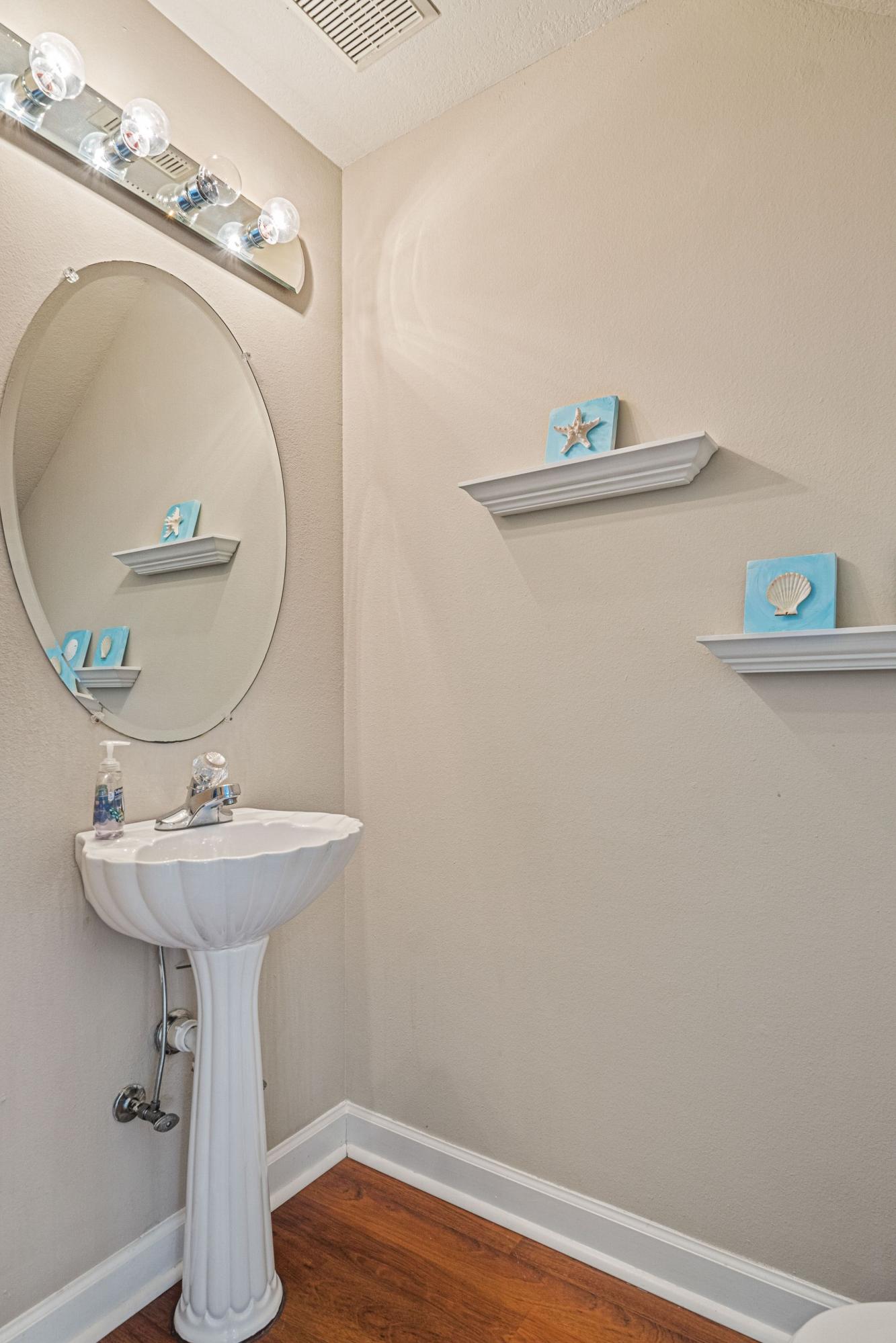 PELICAN PLACE T/H WEST - Residential