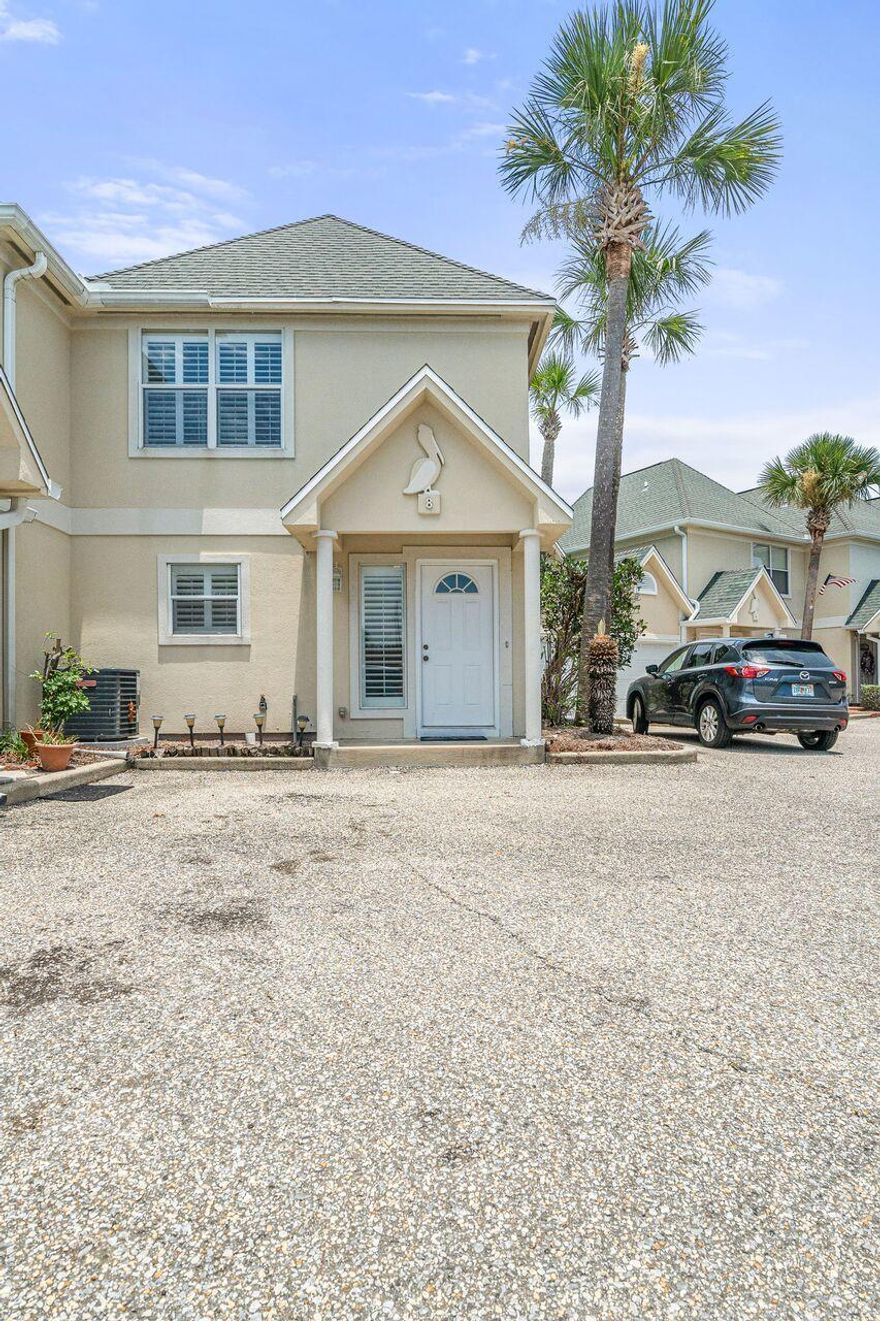 Spacious townhouse in the heart of Destin. Close to the Harbor and all the restaurants and shopping that Destin has to offer. This townhouse is a great investment or personal residence. It has the option to come fully furnished. Well maintained unit with a spacious master suite.