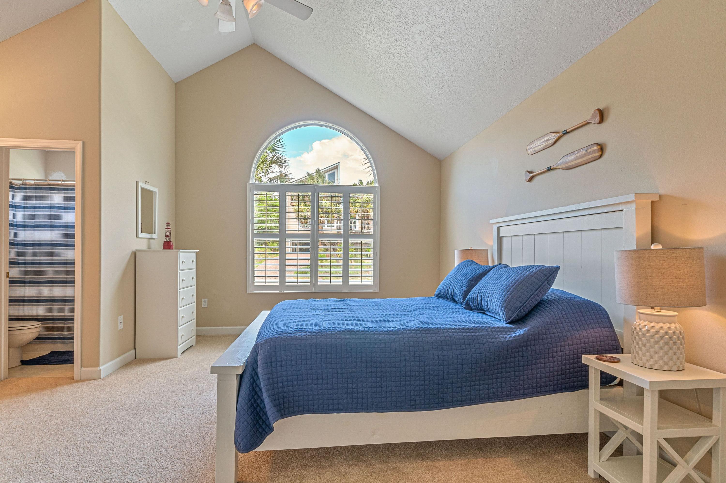 PELICAN PLACE T/H WEST - Residential