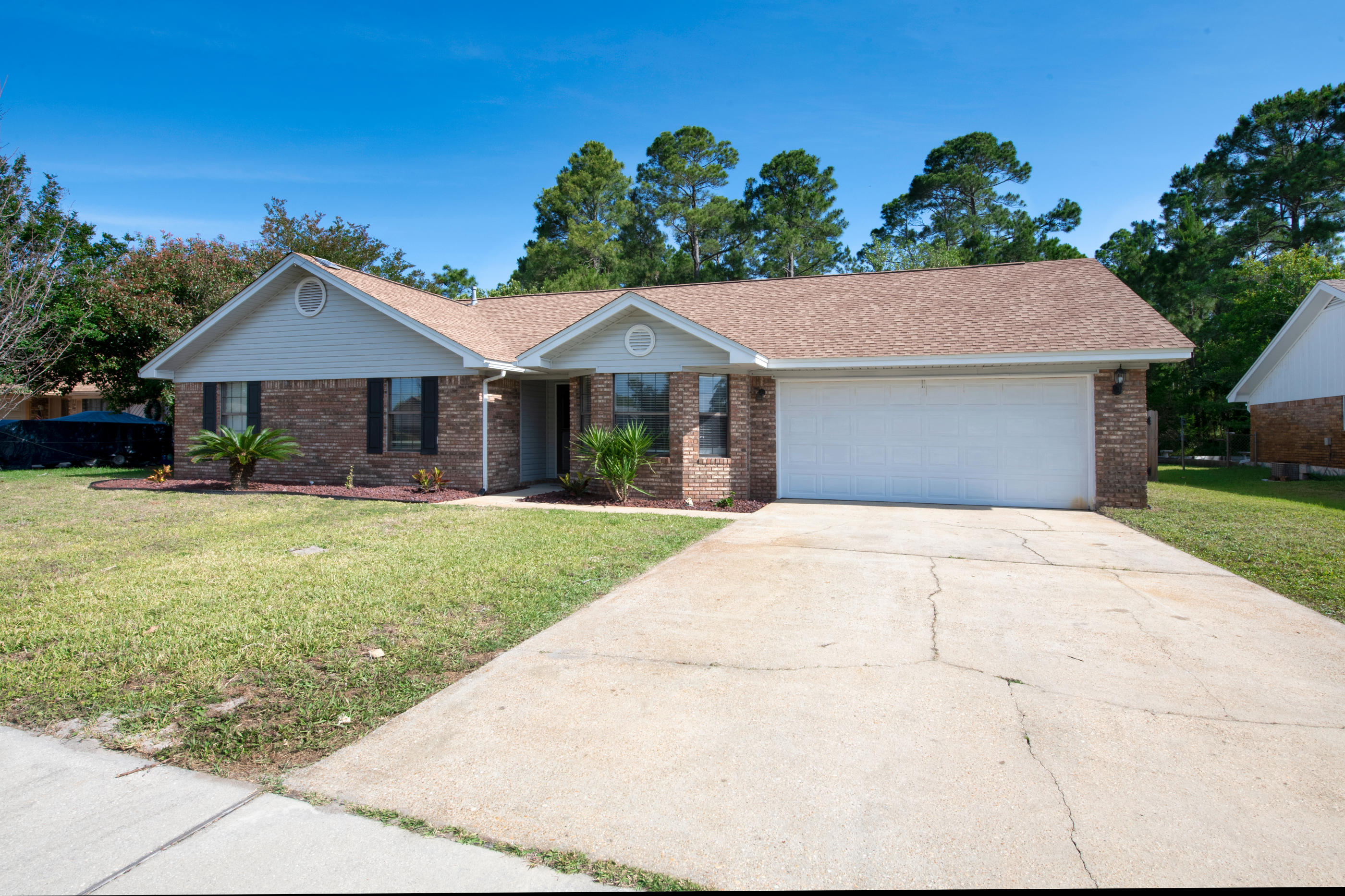 CHATEAU PRES DE LA MER - Residential