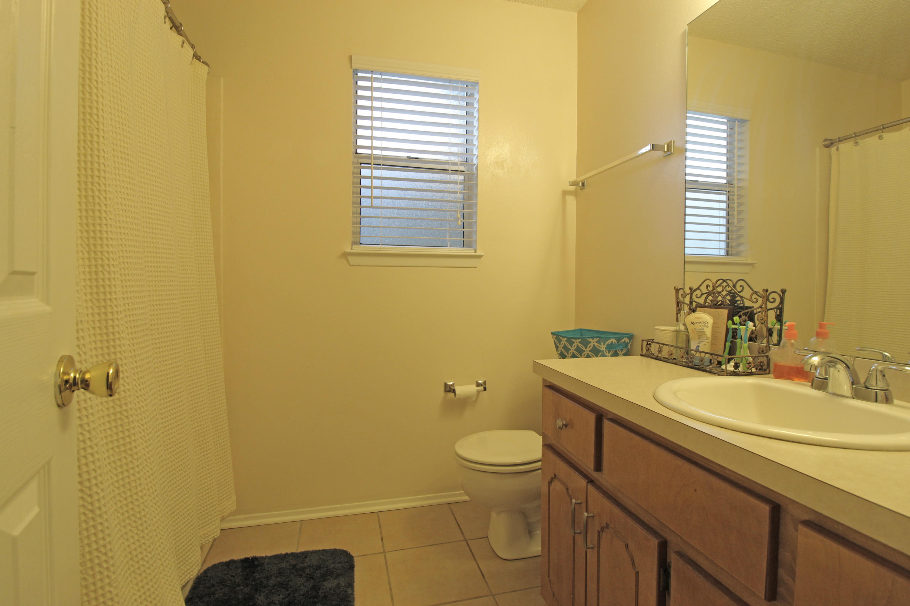 PARKWOOD LANE BLUEWATER BAY - Residential