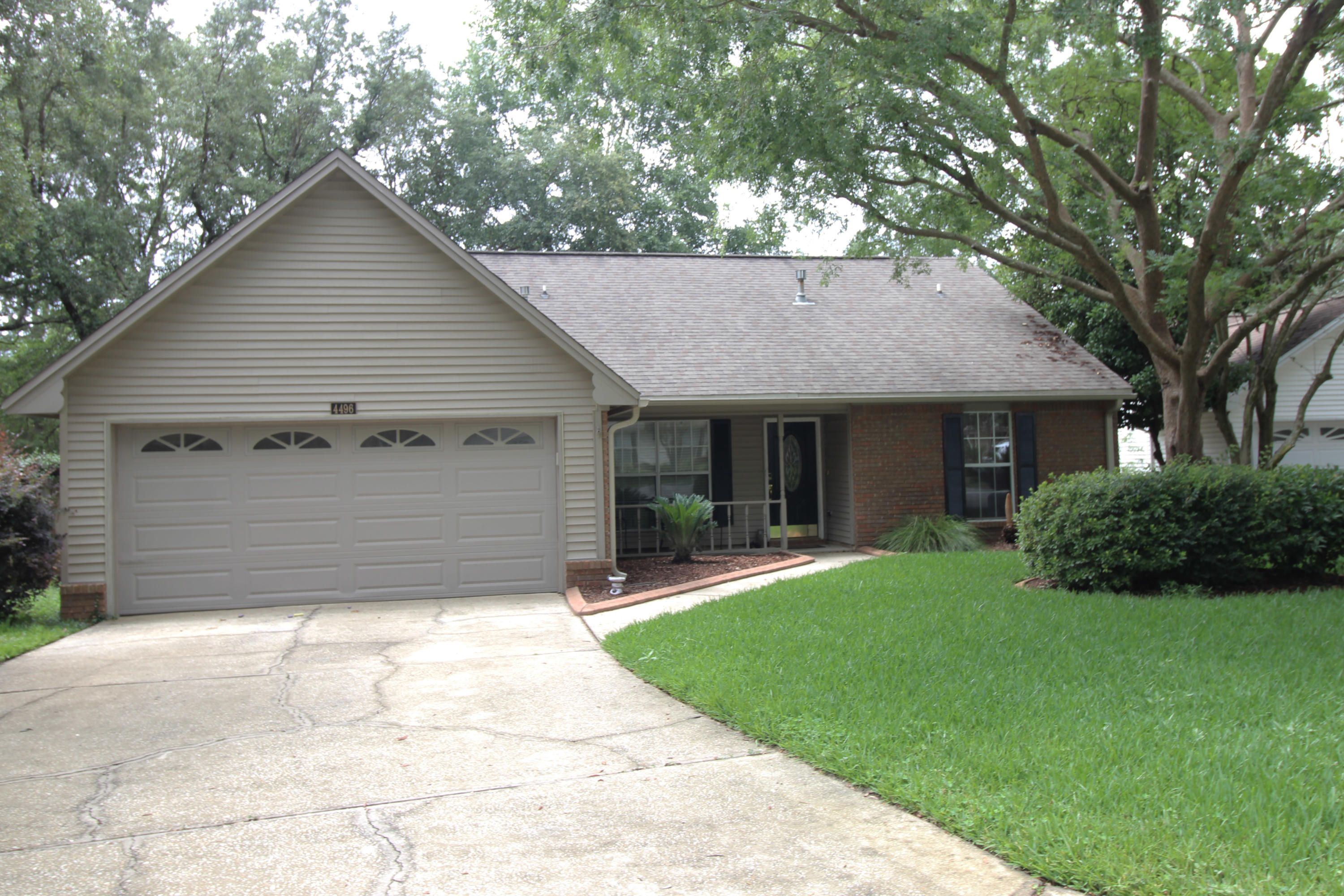 PARKWOOD LANE BLUEWATER BAY - Residential