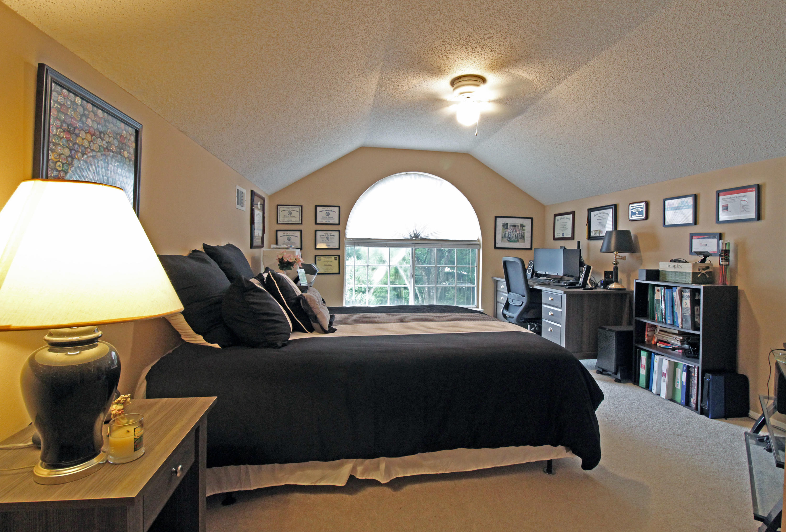 PARKWOOD LANE BLUEWATER BAY - Residential