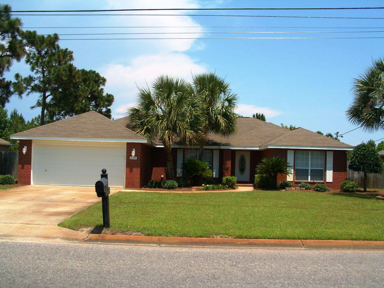 HAMPTON RIDGE ESTATES - Residential