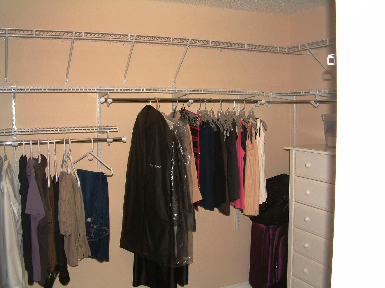 HAMPTON RIDGE ESTATES - Residential