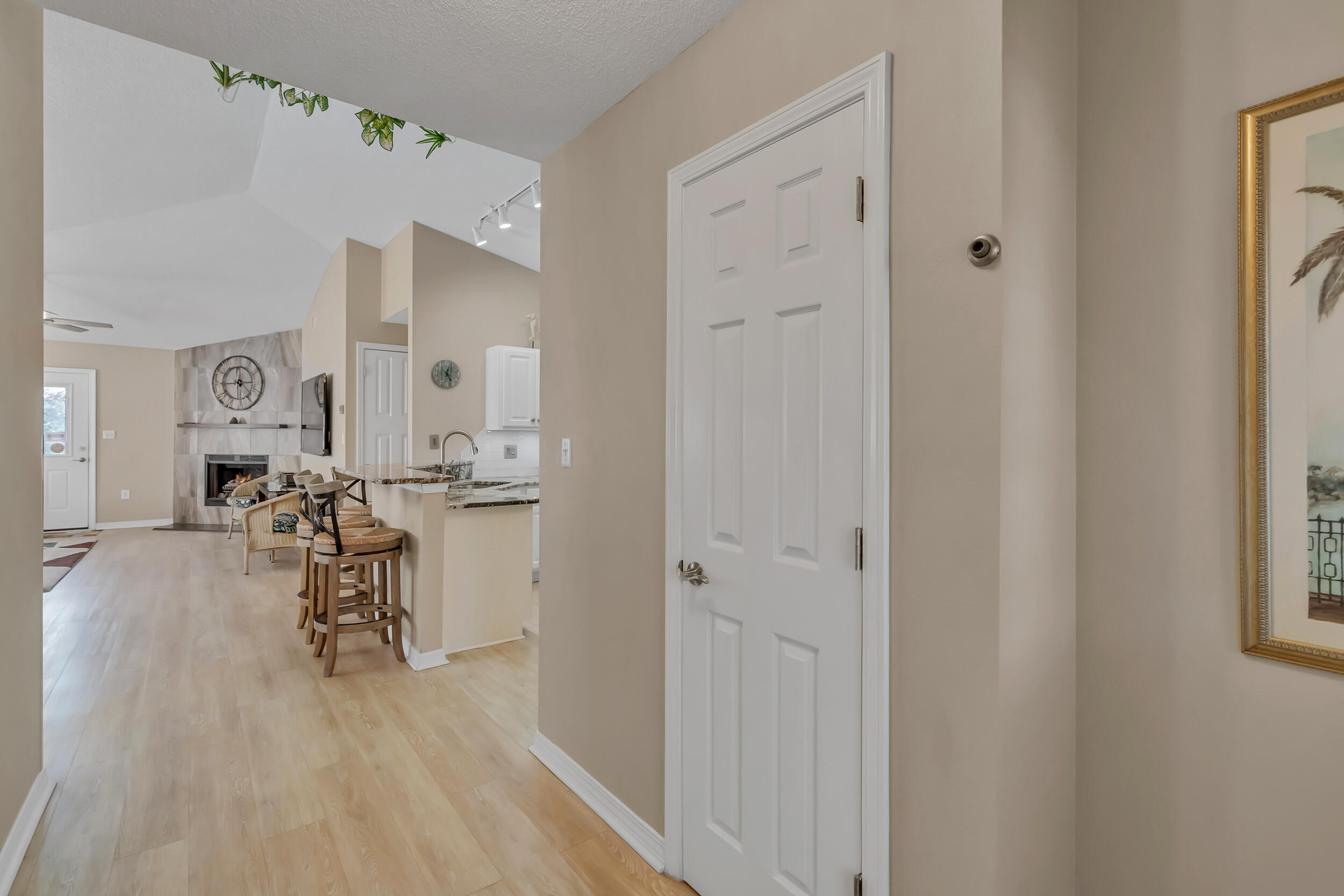 MARAVILLA COTTAGES - Residential